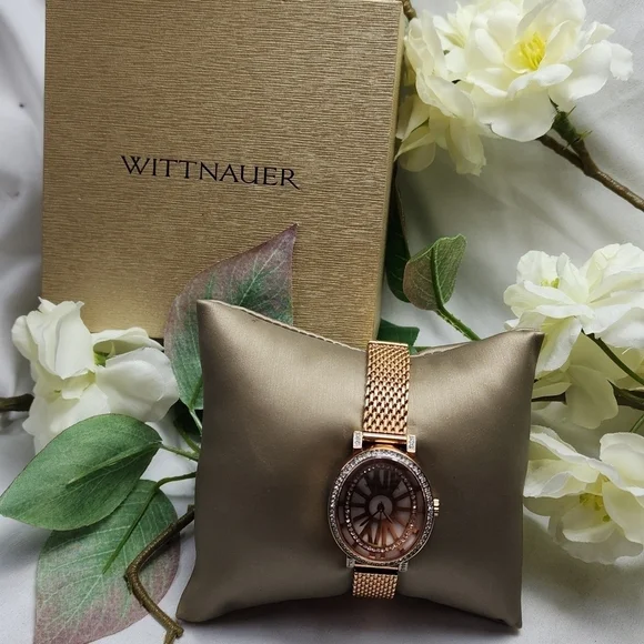 WITTNAUER WOMAN'S DRESS WATCH - Picture 2 of 6